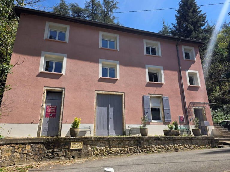 07 VALS LES BAINS - IMMEUBLE DE RAPPORT — photo 1