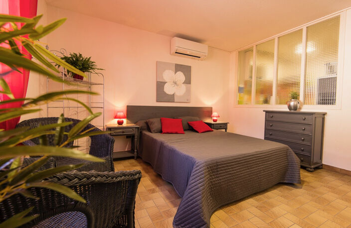 07 VALS LES BAINS - IMMEUBLE DE RAPPORT — photo 5