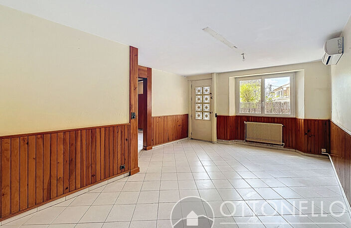 Maison de village 4 pièces de 82,95 m2 à Roquebrune-sur-Argens avec terrasse et garage — photo 2
