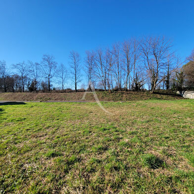 Terrain  179900 €