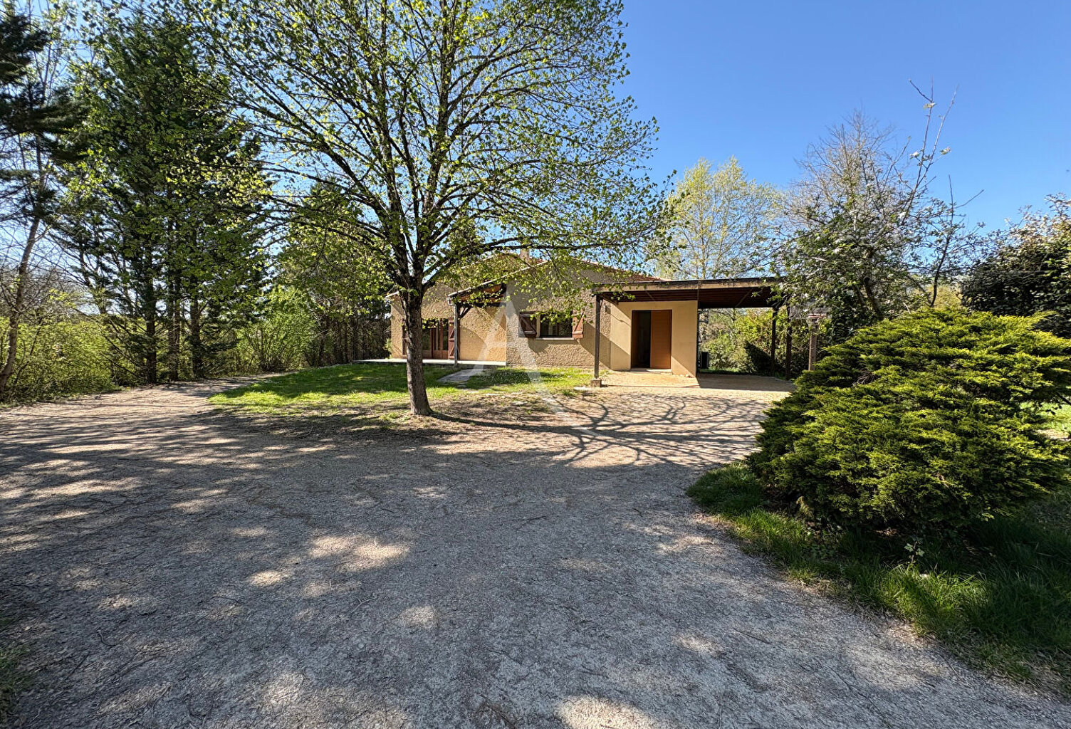 Maison 5 chambres et terrain à Négrepelisse, secteur boisé et verdoyant — photo 1
