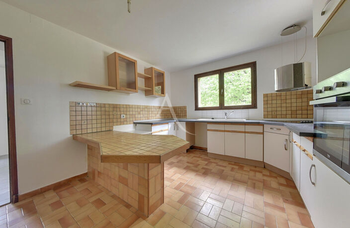 Maison 5 chambres et terrain à Négrepelisse, secteur boisé et verdoyant — photo 4