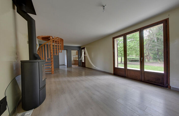 Maison 5 chambres et terrain à Négrepelisse, secteur boisé et verdoyant — photo 5