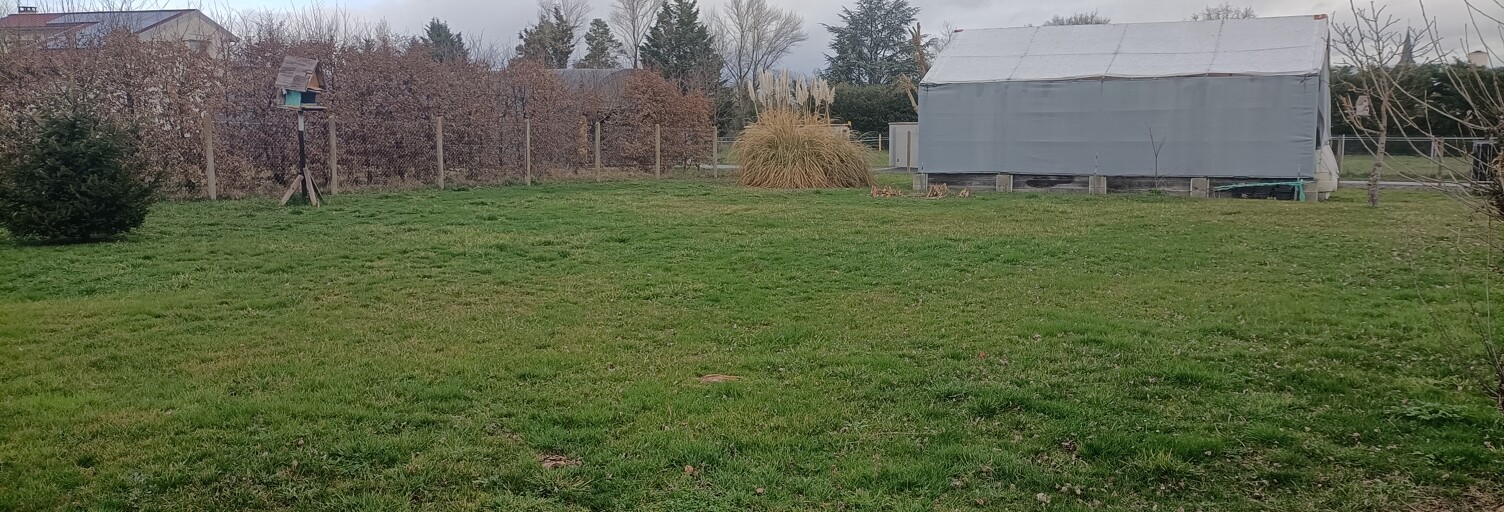 Terrain  1123 m² à vendre à Précieux (42600)