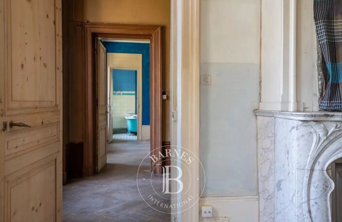 Lyon 5 - Centre  Point du jour - Maison bourgeoise de 352 m² - 8 chambres - Terrain 1 330 m² — photo 5