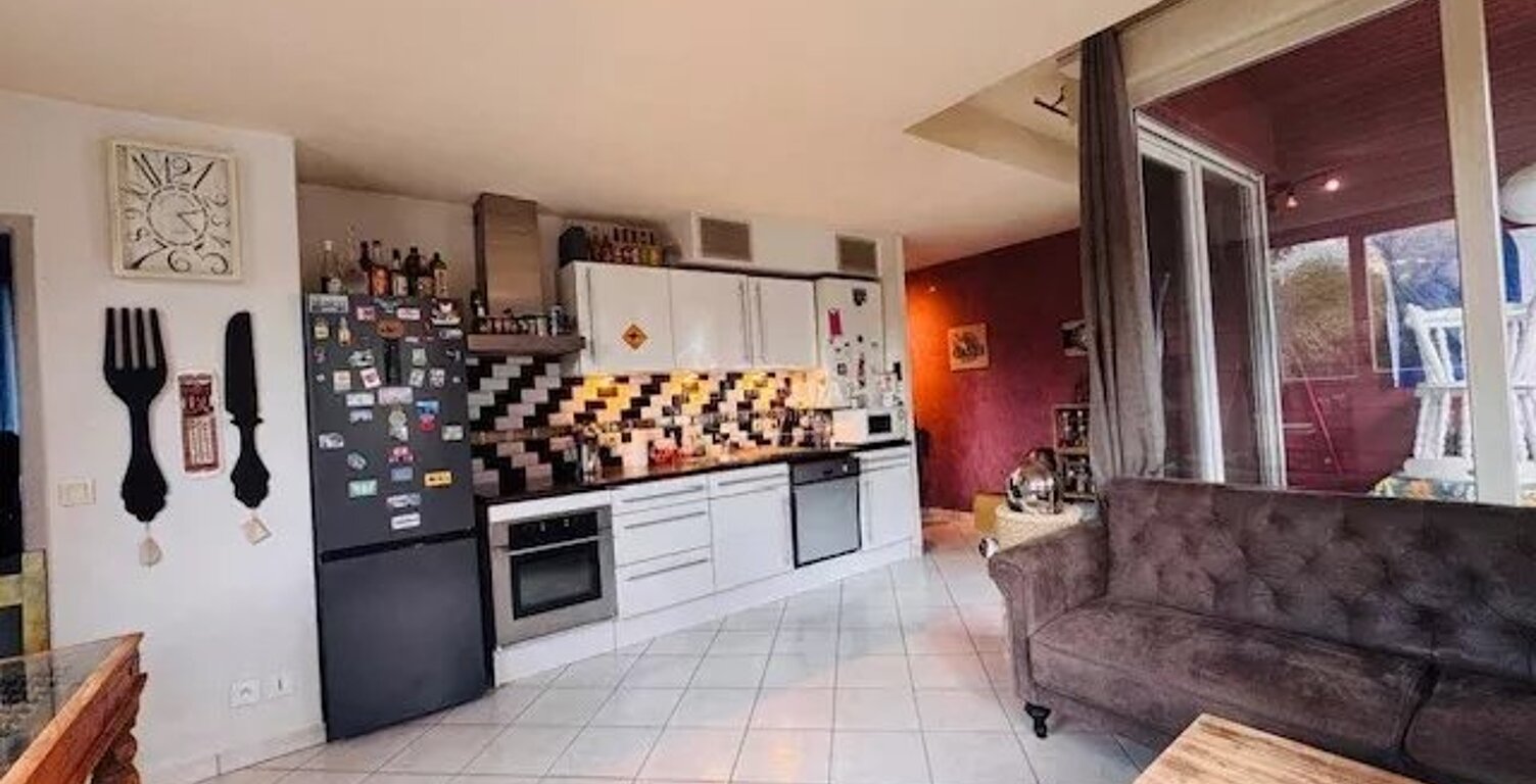 T2 avec loggia - Magland — photo 1