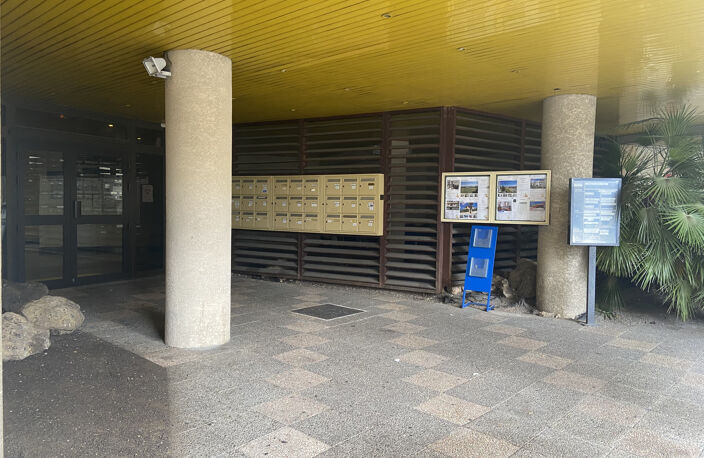 TOULON Est Champs de Mars. Bureaux climatisés , accessibles — photo 3