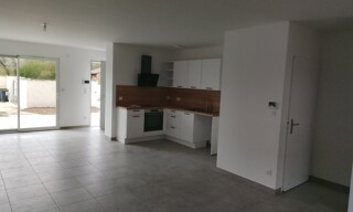 Maison  90 m² à louer à Châteauvilain (38300)