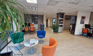 Commerce  110 m² à louer à Vannes (56000)