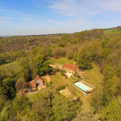 Maison 11 pièces 550000 €