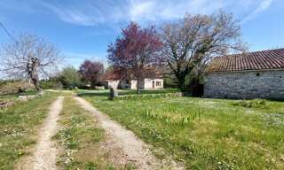 Maison 15 Pièces 326 m² à vendre à Saillac (46260)