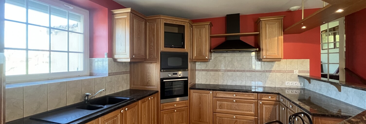 Maison 6 Pièces 233 m² à vendre à Sèvremont (85700)