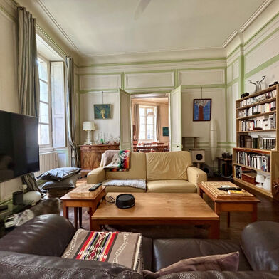 Appartement 6 pièces 449000 €