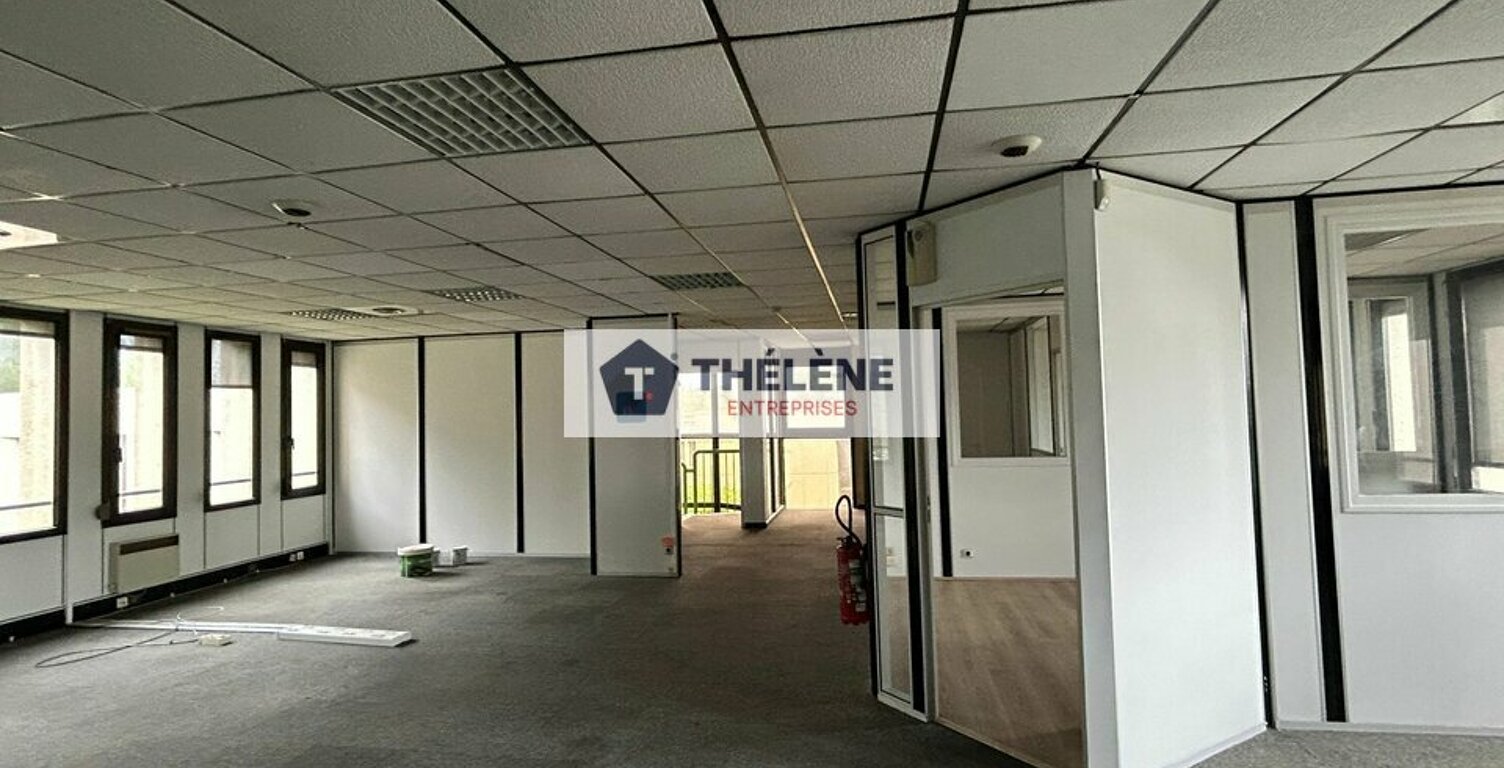 BUREAUX à VENDRE — photo 1
