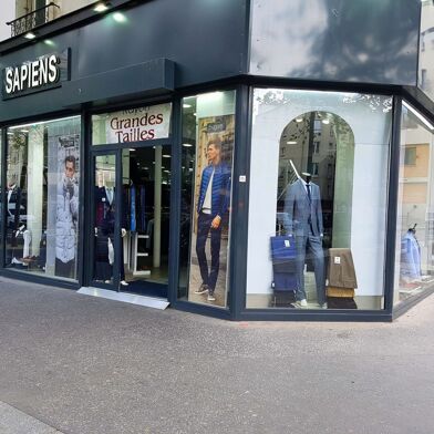 Commerce  180000 €