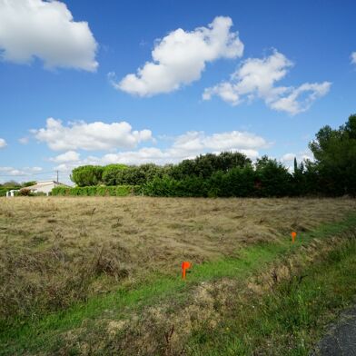 Terrain  97000 €