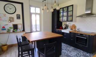 Maison 9 Pièces 205 m² à vendre à Chasseneuil-du-Poitou (86360)