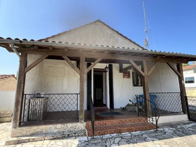 Maison 5 pièces 96 m² à Vergt — photo du bien