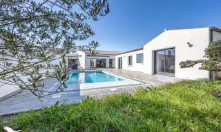 Maison 6 Pièces 195 m² à vendre à Clavette (17220)