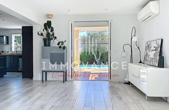Villa de 190 m2 habitables sur une parcelle de 1077 m2 — photo 4