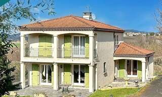 Maison 5 Pièces 161 m² à vendre à La Roche-Noire (63800)