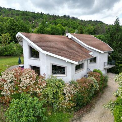 Maison 4 pièces 610000 €