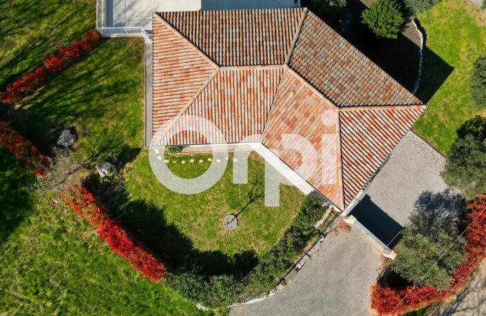 Confort et calme en Ardèche – Maison de 124,1 m² avec piscine commune — photo 3