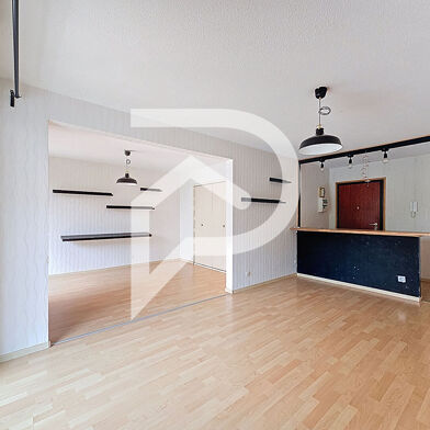 Appartement 5 pièces 249900 €