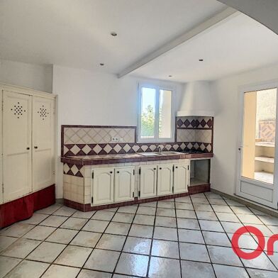 Appartement 1 pièces 660 €