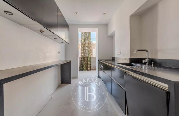 AIX EN PROVENCE - CENTRE HISTORIQUE - APPARTEMENT 97M2 – ASCENSE — photo 2