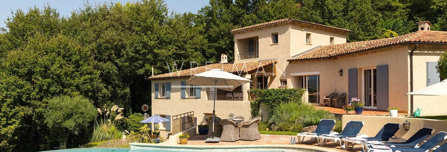 Maison 8 Pièces 218 m² à vendre à Montauroux (83440)