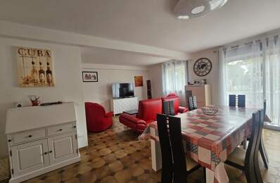 En centre ville de Balaruc-Les-Bains, appartement T4 climatisé avec garage — photo du bien