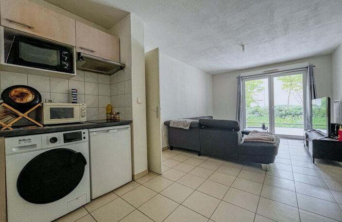 Appartement T2 À Vendre avec terrasse , jardin et parking — photo 4