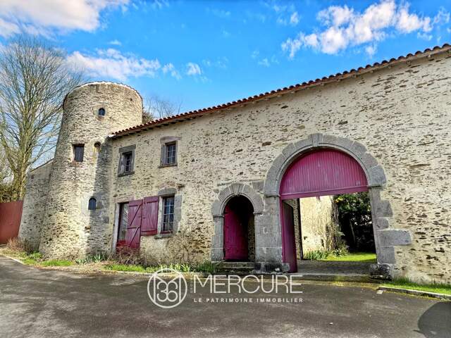 PROPRIETE MEDIEVALE DE CARACTERE — photo du bien