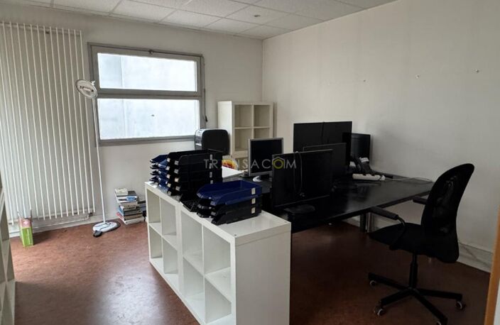 Bureau — photo 3