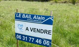 Terrain  3116 m² à vendre à Saint-Christol (84390)