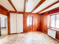 Maison de 288m² / T3 de 100m² / Grange de 180m² au sol - LA TOUR — photo 3