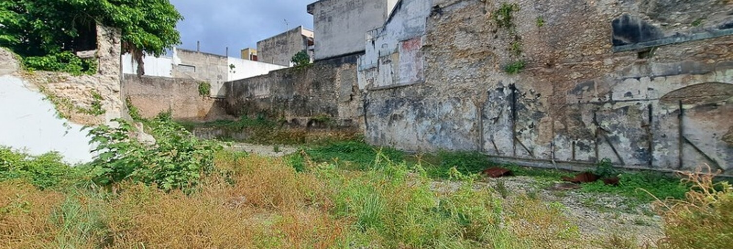 Terrain  374 m² à vendre à Pointe-à-Pitre (97110)