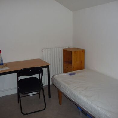 Appartement 1 pièces 425 €