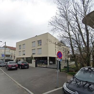 Garage  55 €