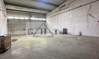 Local industriel  359 m² à louer à Vitry-sur-Seine (94400)
