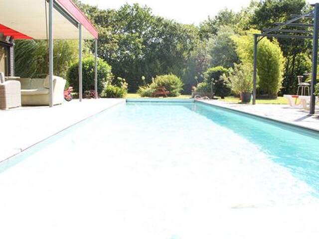 Maison Orx 5 pièce(s) 168 m2 — photo du bien