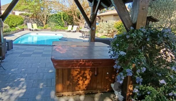 Villa / Maison 12 pièces  à vendre Ménesplet 24700