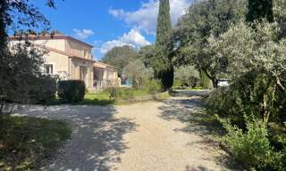 Maison 9 Pièces 285 m² à vendre à Carpentras (84200)