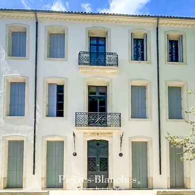 Maison 20 pièces 7370000 €
