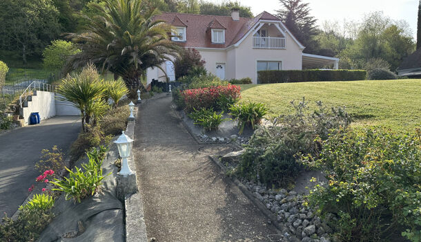 Villa / Maison 6 pièces  à vendre Monein 64360