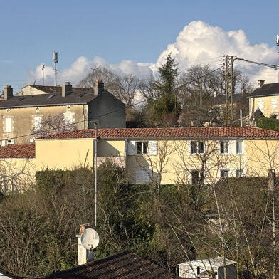 Immeuble  215250 €