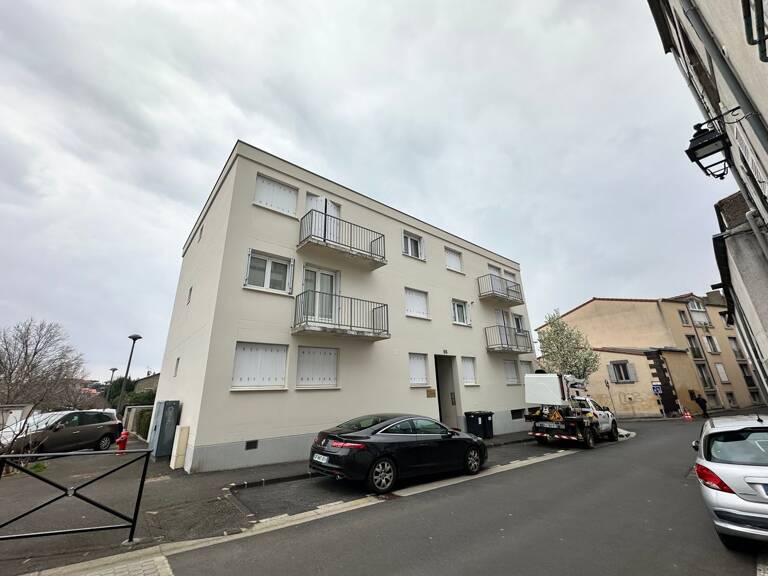Grand studio dans le centre de Beaumont  — photo 1