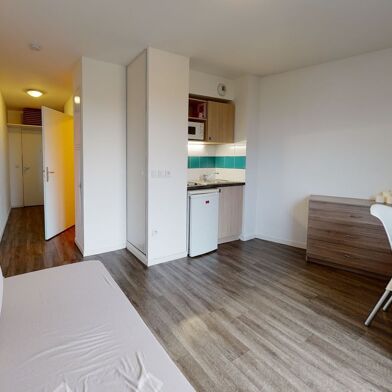 Appartement 1 pièces 77200 €