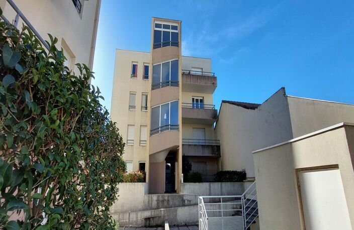 Studio + parking — photo 2